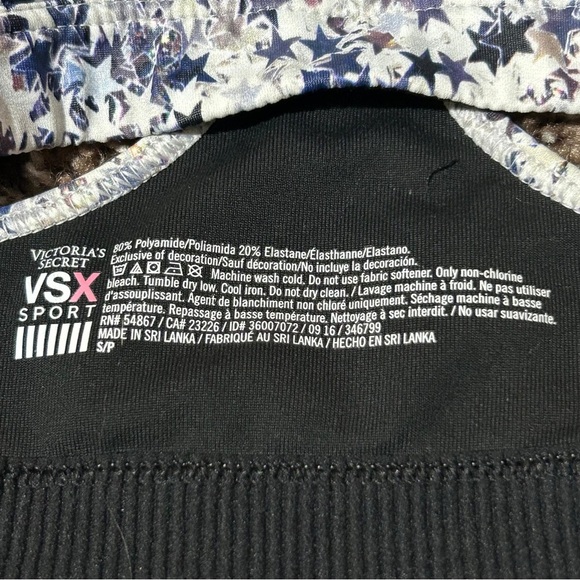 Victoria's Secret Black and White Artistic Bra and Leggings - Picture 10 of 12